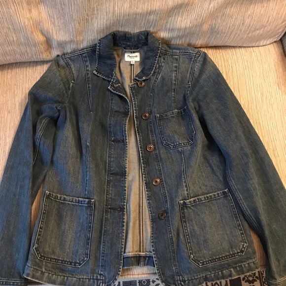 Madewell Jackets & Blazers - Madewell jean jacket size large perfect condition